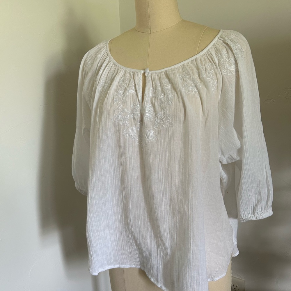 White Gauzy Cotton Peasant Blouse with Embroidery – Fits Like Medium